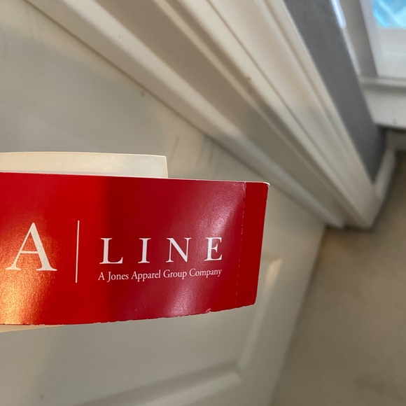 A Line Jacket and Skirt Lined - Picture 4 of 6